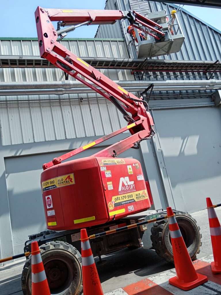 Alzahombres ALO Lift 16 AJ RT en mantenimiento industrial 1
