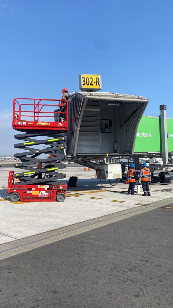 ALO Lift lidera mantenimiento en aeropuertos internacionales 1